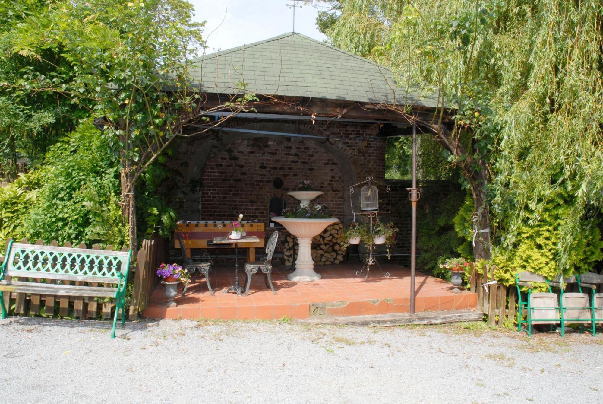 Hotel Restaurant La Ferme De Grambais 2*