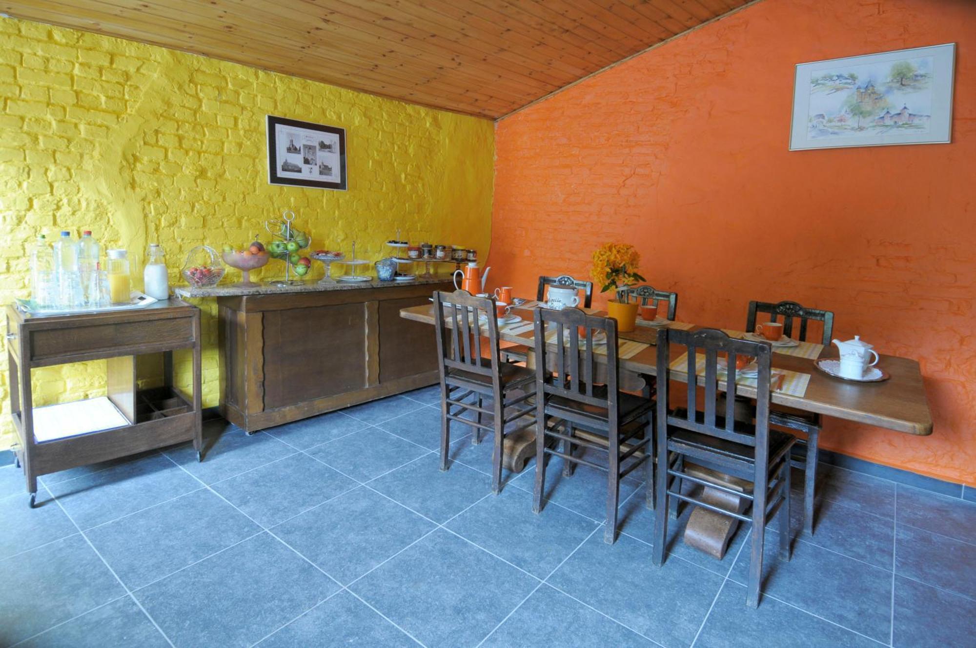 Restaurant La Ferme De Grambais Hotel