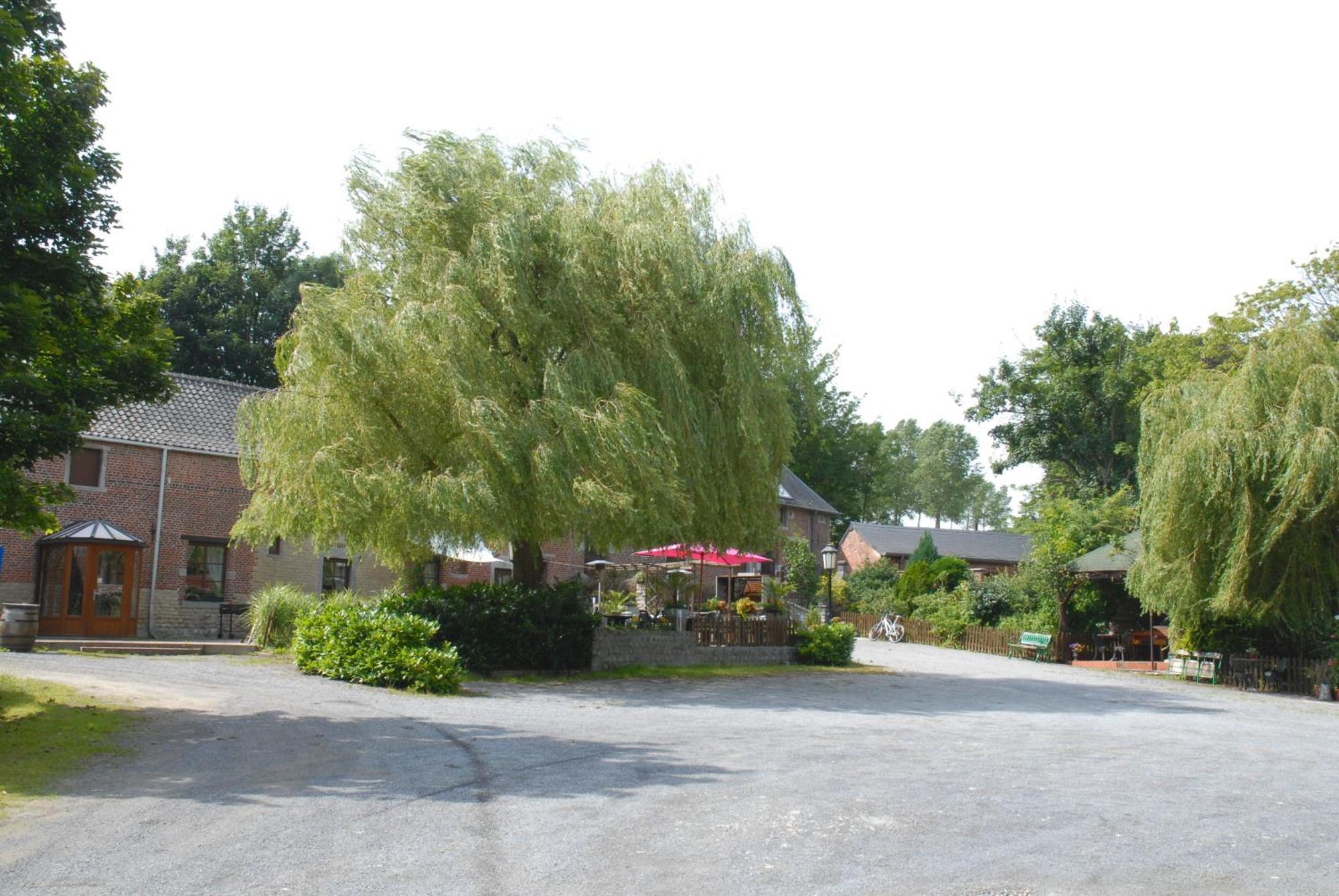 Hotel Restaurant La Ferme De Grambais 2*